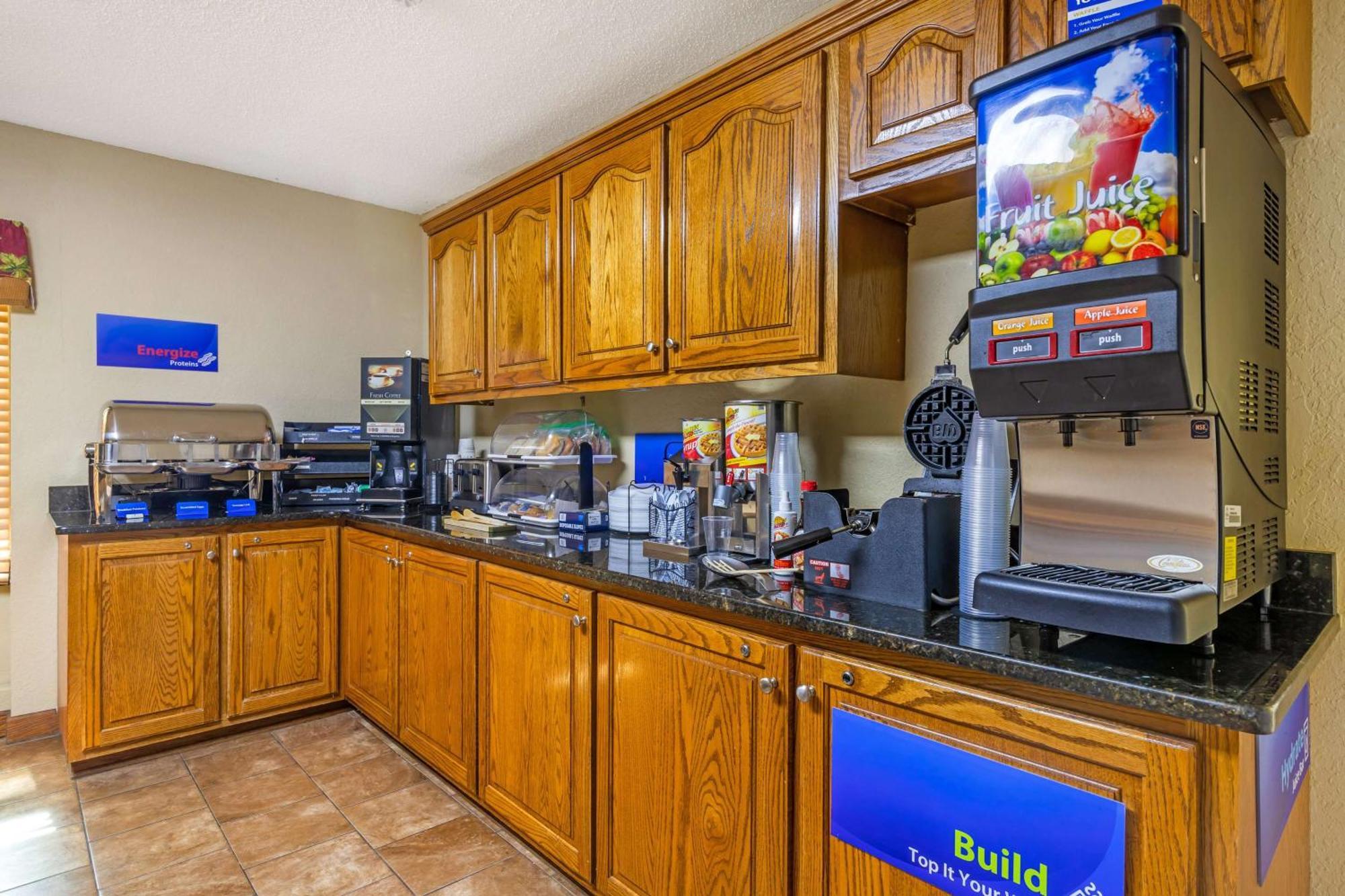 Swainsboro Best Western Bradford Inn מראה חיצוני תמונה